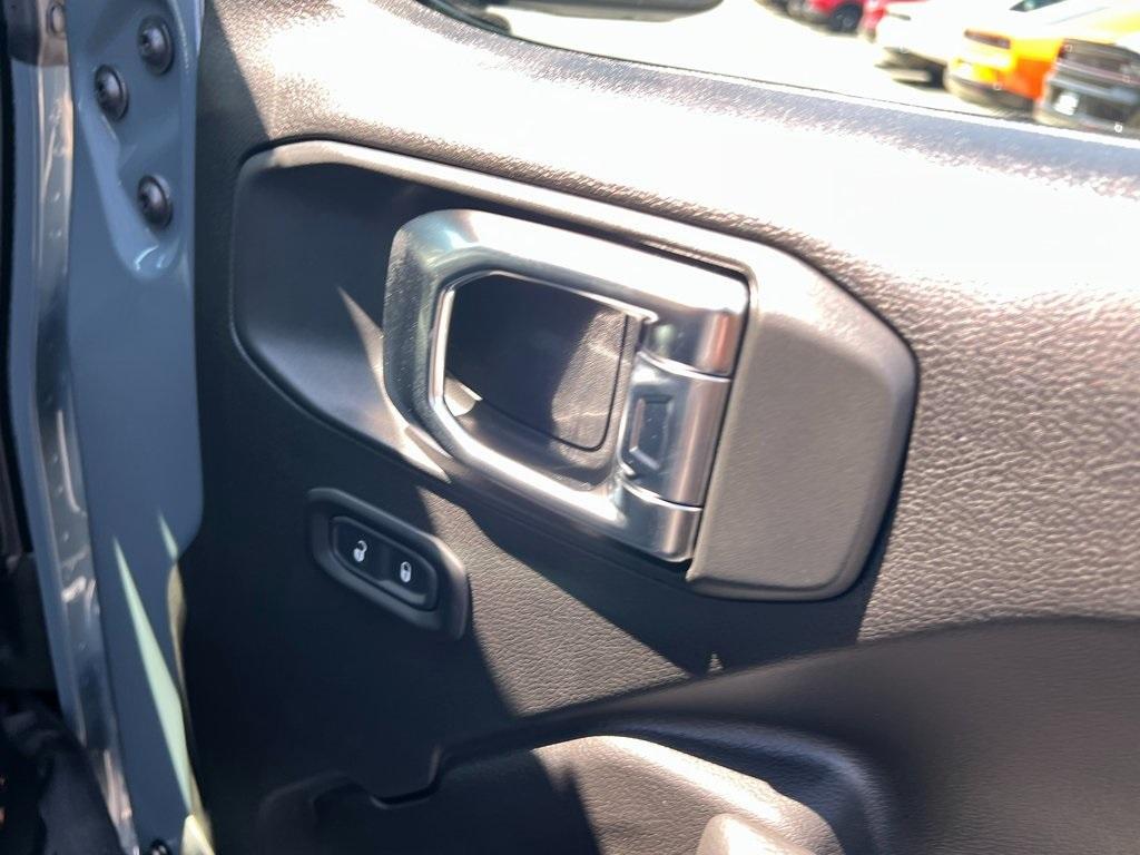 new 2025 Jeep Wrangler car, priced at $37,440