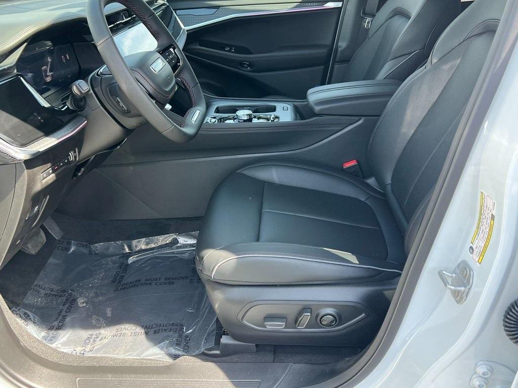 new 2025 Jeep Wagoneer S car, priced at $58,995