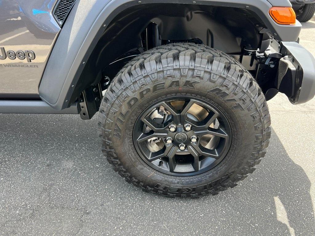 new 2025 Jeep Wrangler car, priced at $47,502