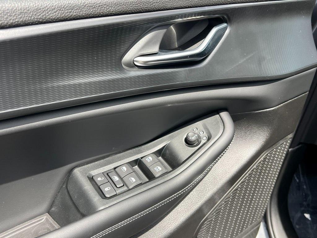 new 2025 Jeep Grand Cherokee L car, priced at $46,012