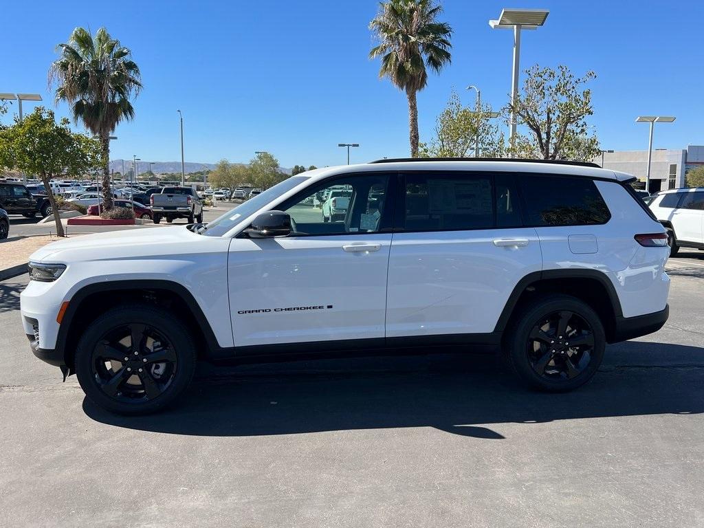 new 2025 Jeep Grand Cherokee L car, priced at $43,325