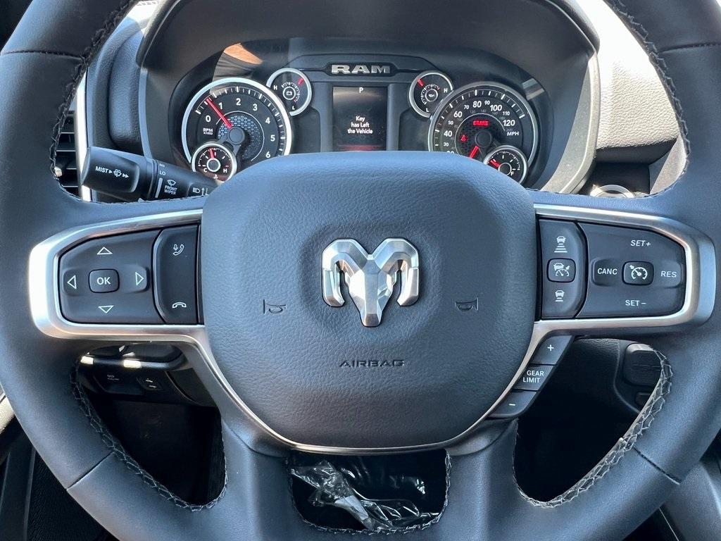 new 2025 Ram 1500 car, priced at $45,439
