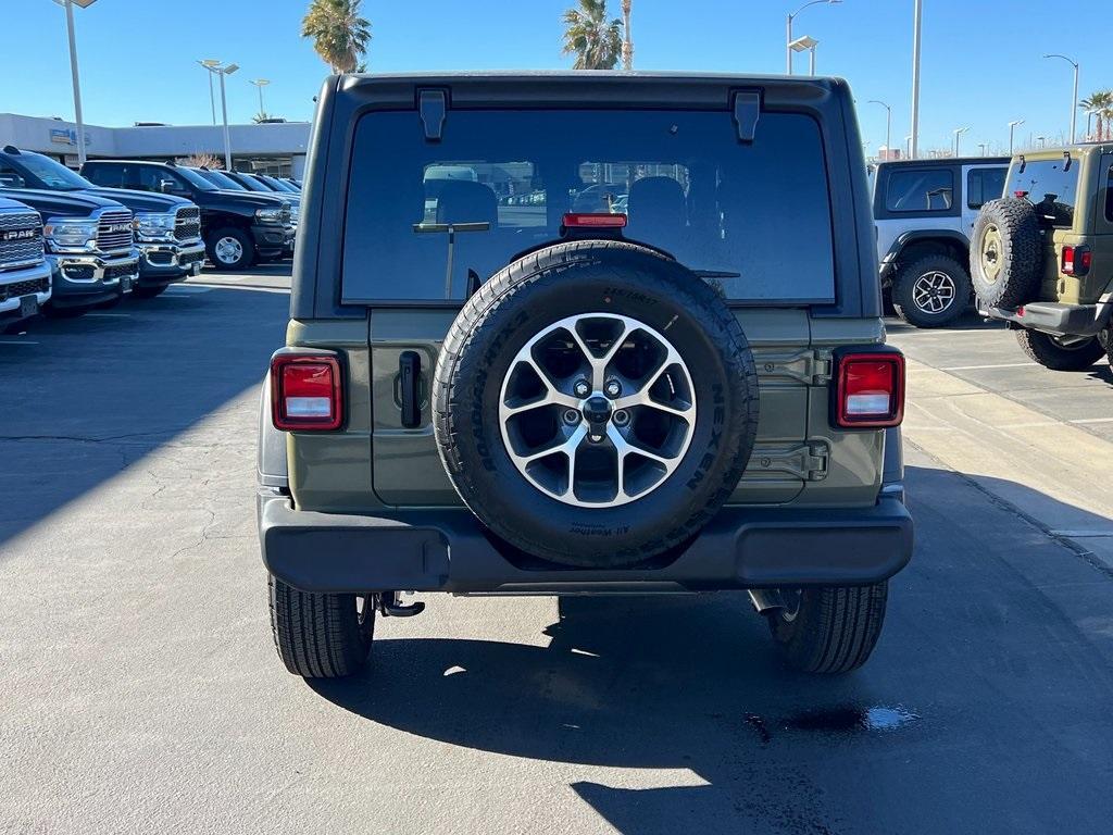 new 2025 Jeep Wrangler car, priced at $48,430