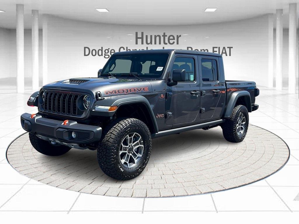 new 2025 Jeep Gladiator car, priced at $50,780