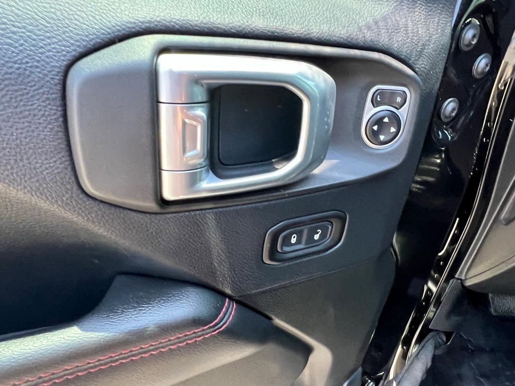 used 2018 Jeep Wrangler Unlimited car, priced at $34,495