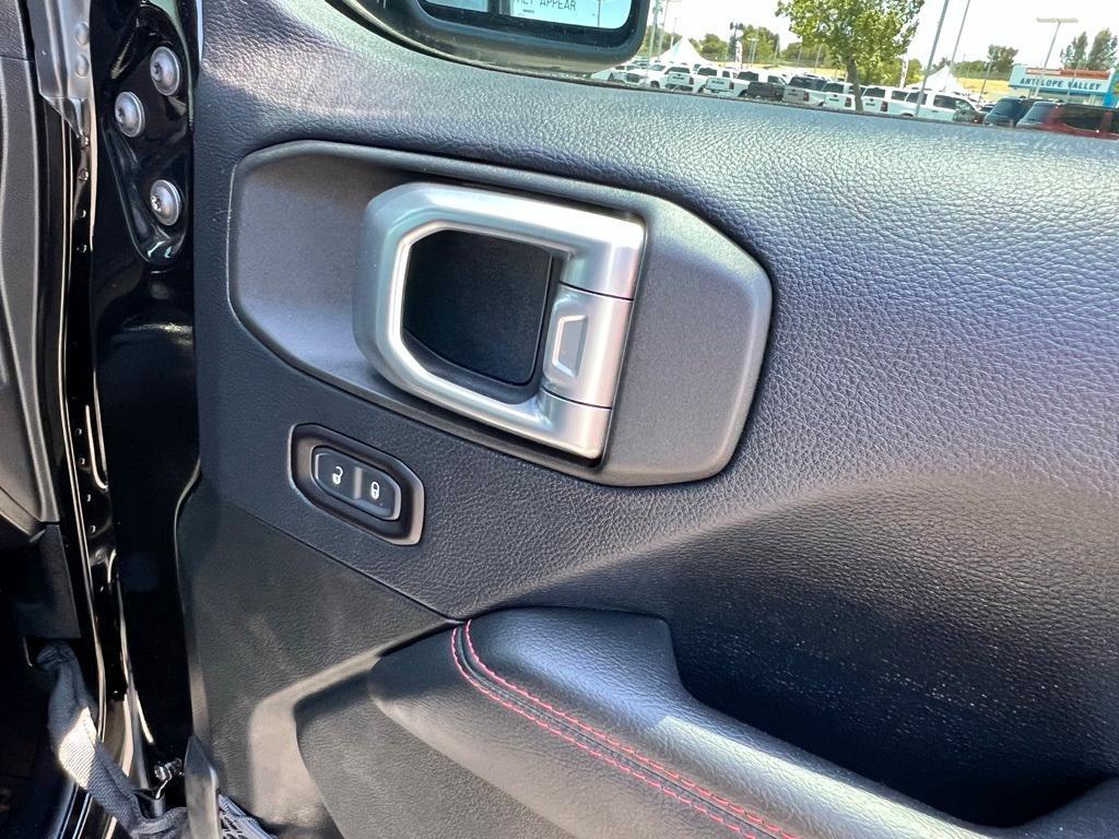 used 2018 Jeep Wrangler Unlimited car, priced at $34,495