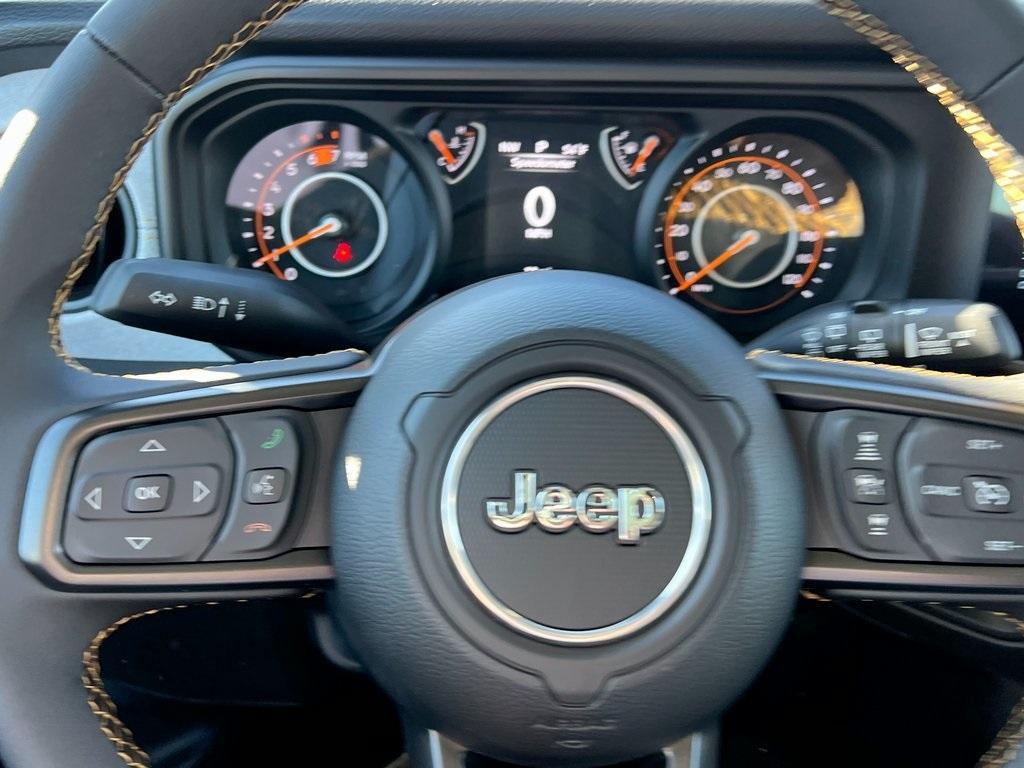 new 2025 Jeep Wrangler car, priced at $48,080