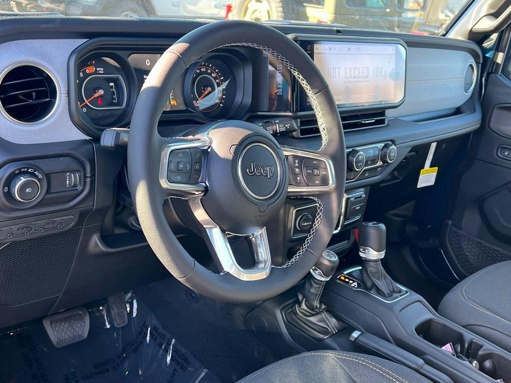 new 2025 Jeep Wrangler car, priced at $51,175