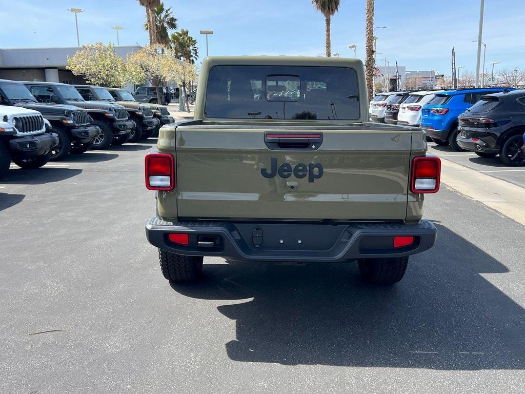 new 2025 Jeep Gladiator car, priced at $40,530