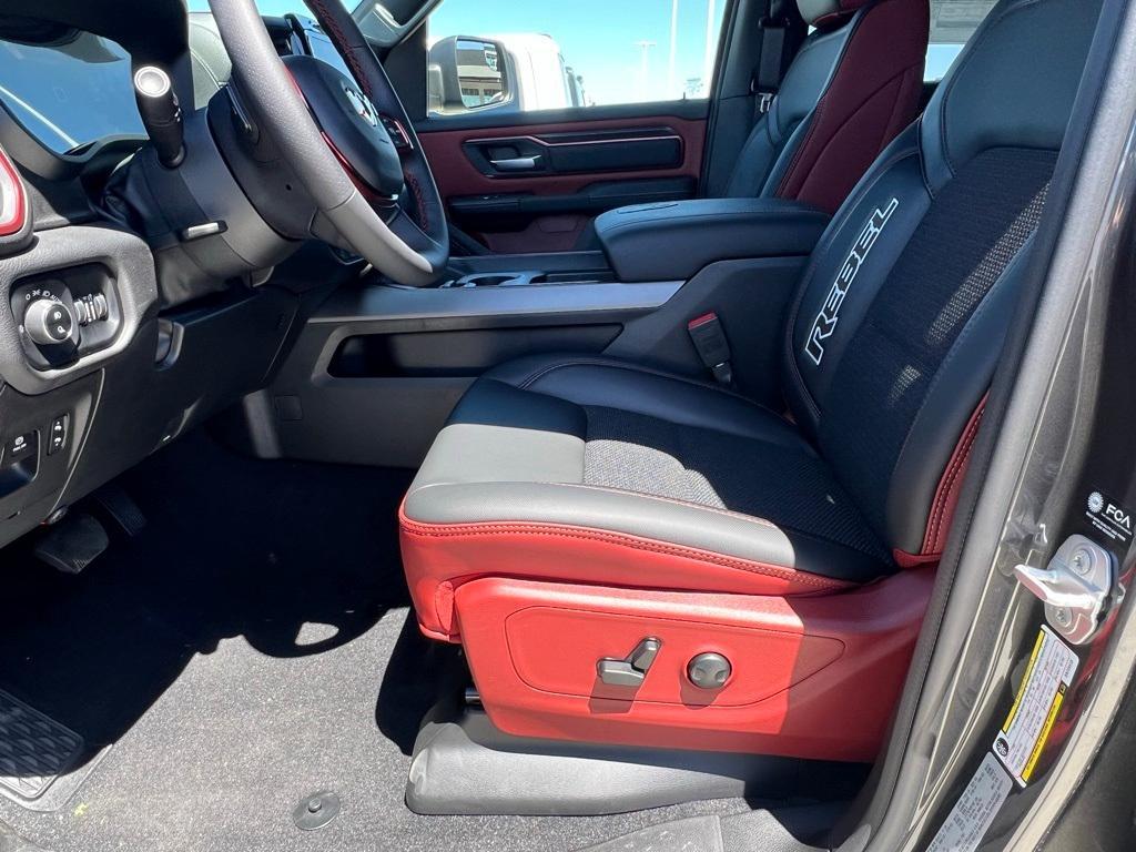 new 2025 Ram 1500 car, priced at $59,199