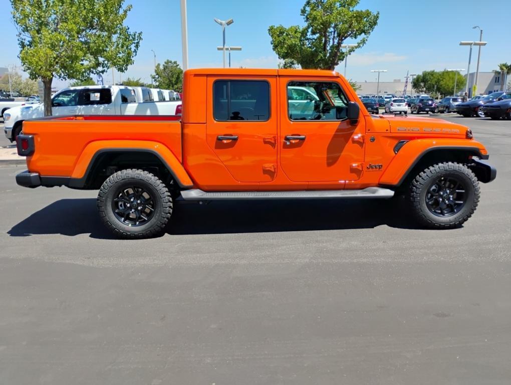 new 2025 Jeep Gladiator car, priced at $50,030