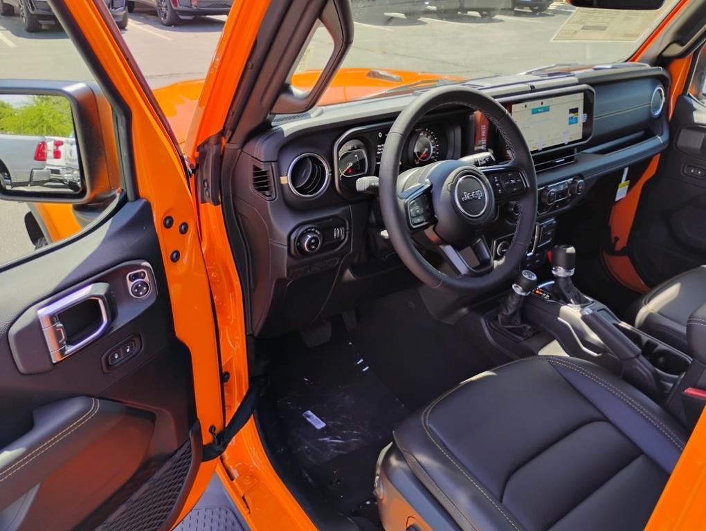 new 2025 Jeep Gladiator car, priced at $50,030