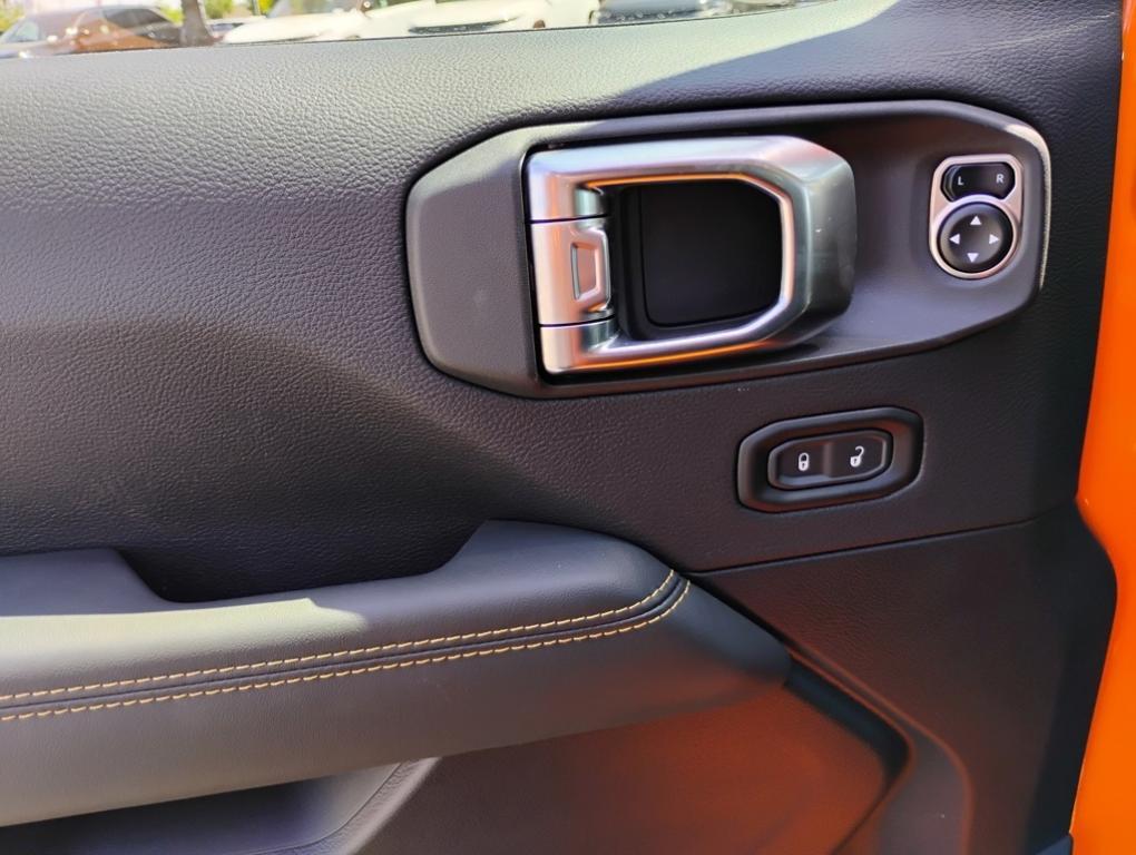 new 2025 Jeep Gladiator car, priced at $50,030