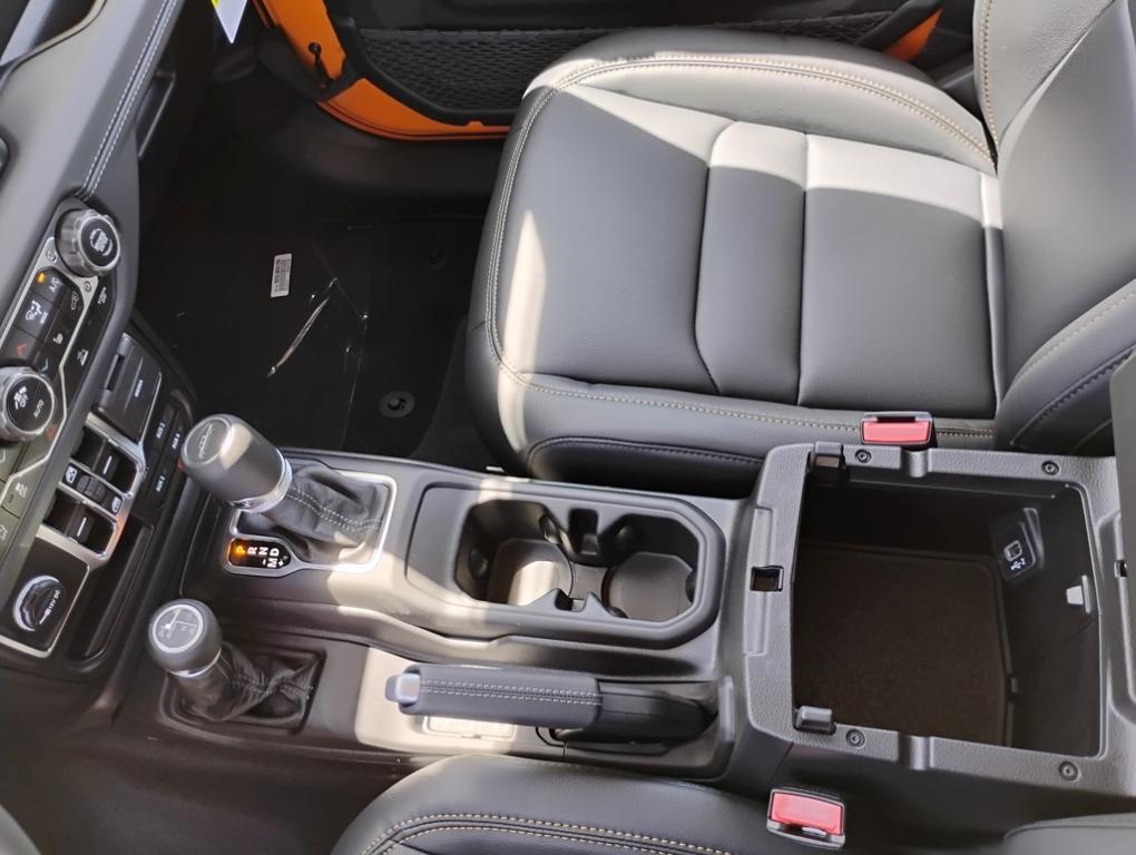 new 2025 Jeep Gladiator car, priced at $50,030