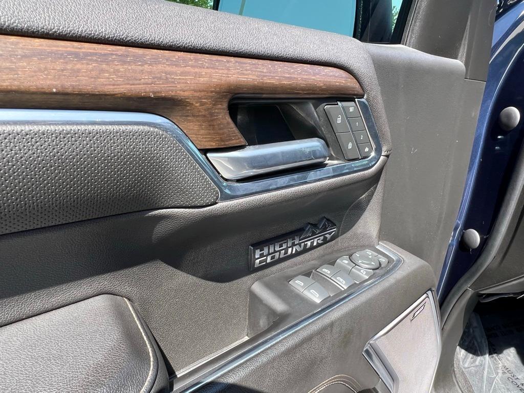 used 2022 Chevrolet Silverado 1500 car, priced at $47,995