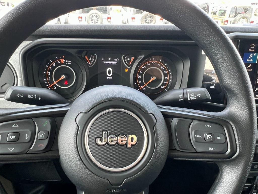 new 2025 Jeep Gladiator car, priced at $41,430