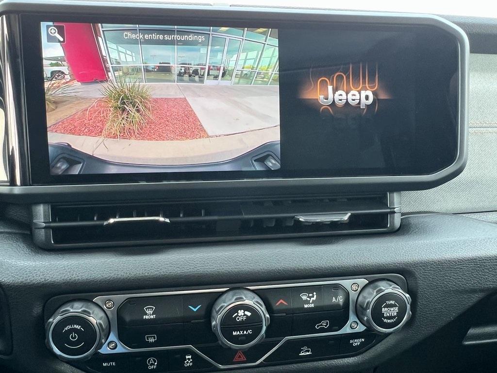 new 2025 Jeep Gladiator car, priced at $41,430