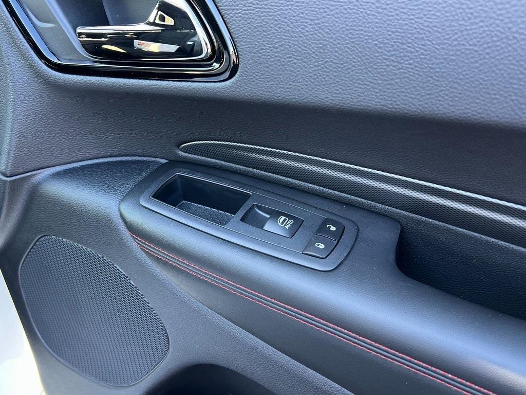 new 2025 Dodge Durango car, priced at $40,280