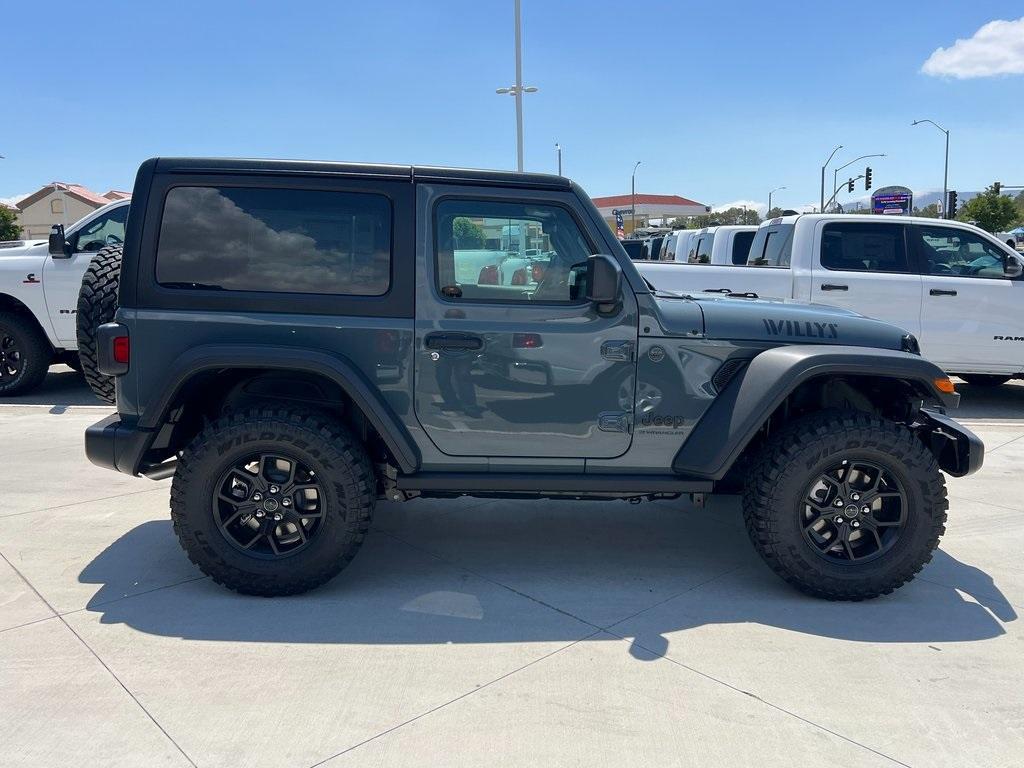 new 2025 Jeep Wrangler car, priced at $43,182