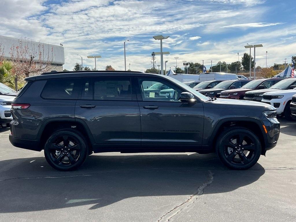 new 2025 Jeep Grand Cherokee L car, priced at $44,175