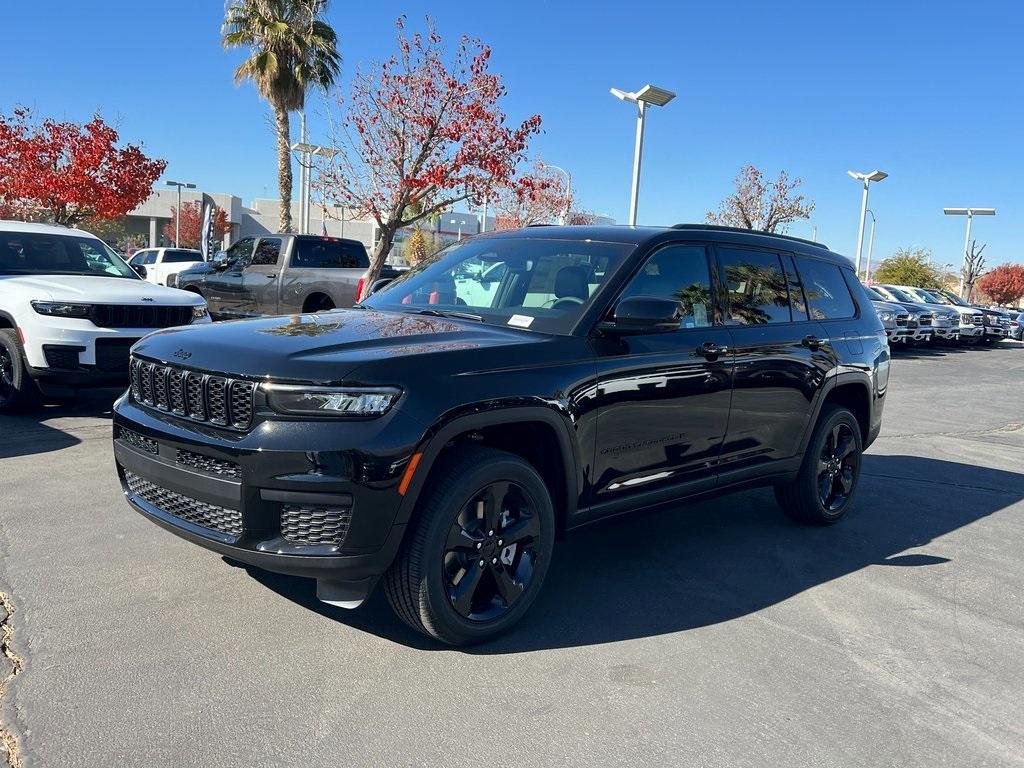 new 2025 Jeep Grand Cherokee L car, priced at $42,925