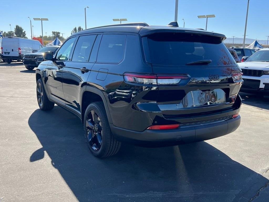 new 2025 Jeep Grand Cherokee L car, priced at $42,925