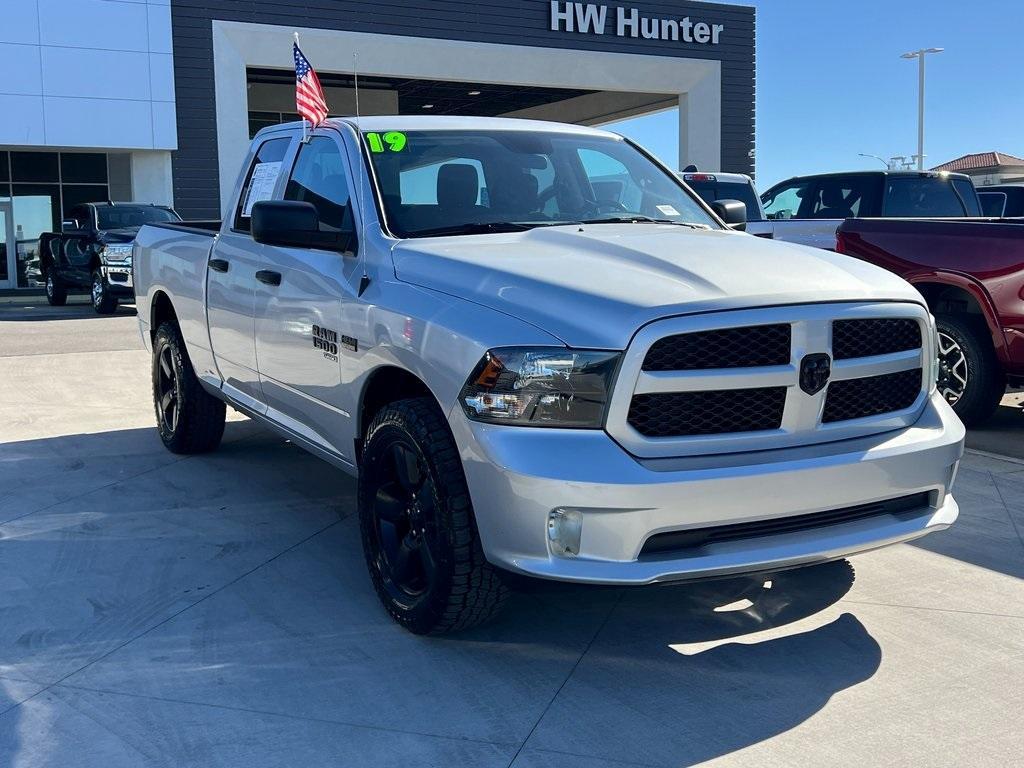 used 2019 Ram 1500 Classic car, priced at $22,850