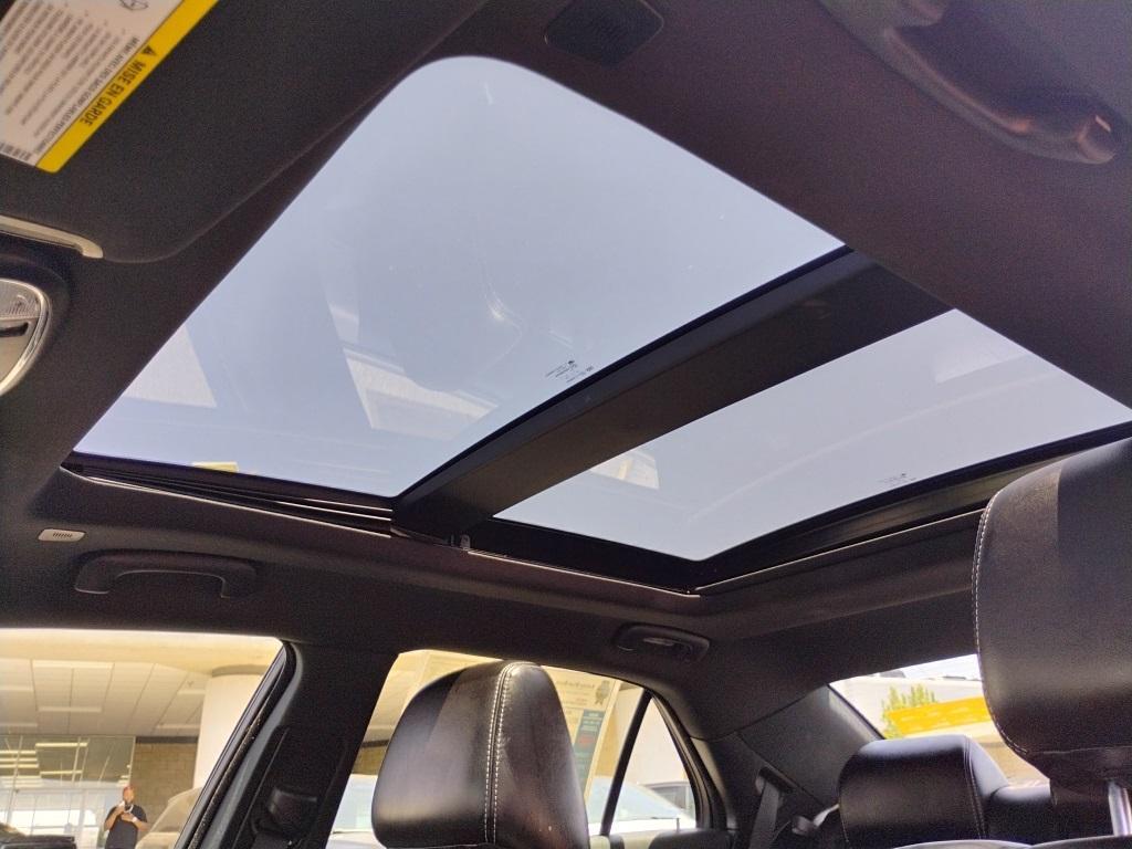 used 2022 Chrysler 300 car, priced at $24,995