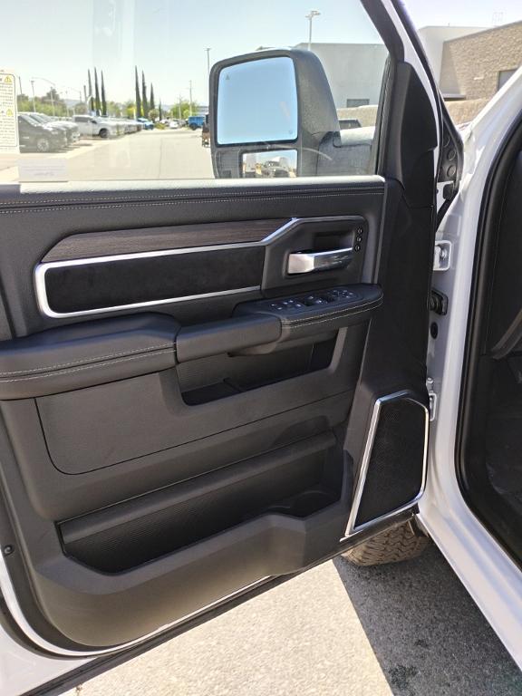 new 2025 Ram 2500 car, priced at $79,872