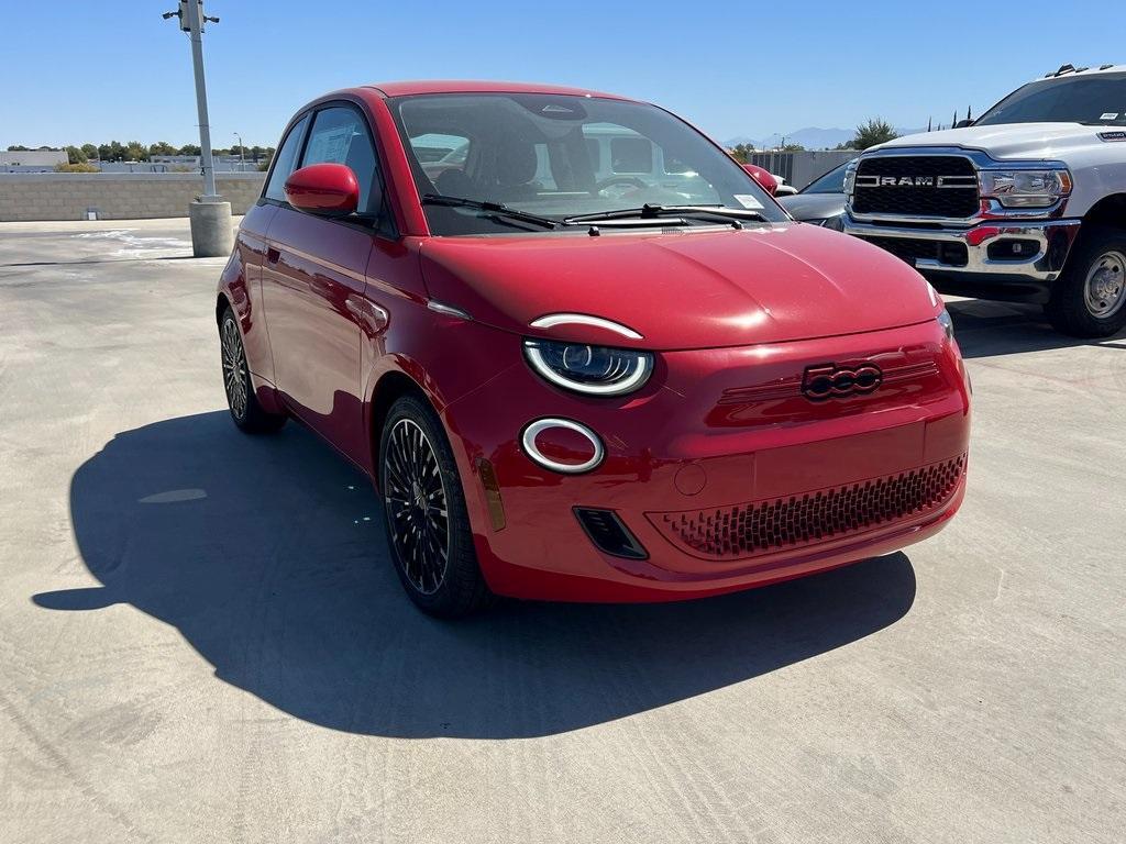 new 2024 FIAT 500e car, priced at $31,095