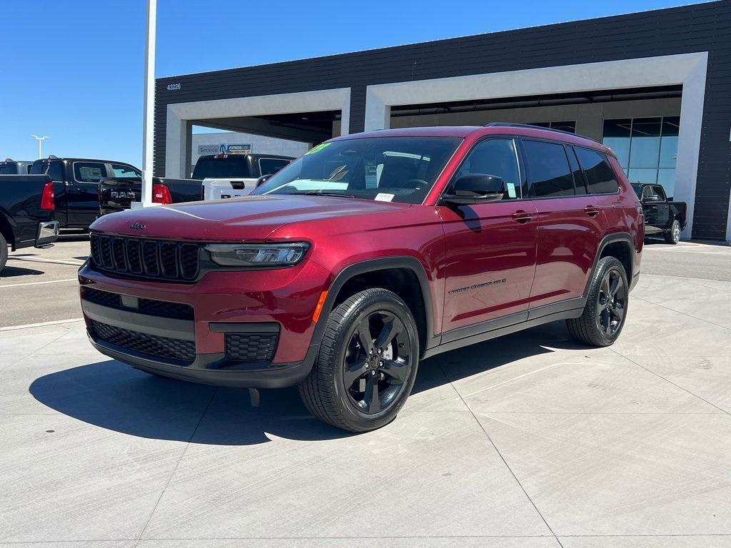 used 2023 Jeep Grand Cherokee L car, priced at $30,995