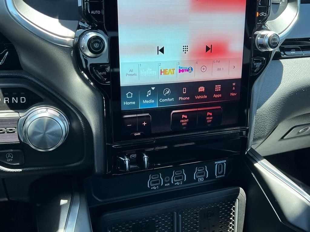 new 2025 Ram 1500 car, priced at $60,352