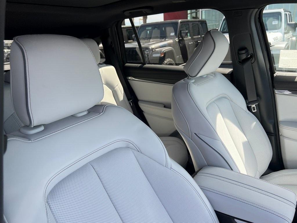 new 2025 Jeep Wagoneer S car, priced at $61,090