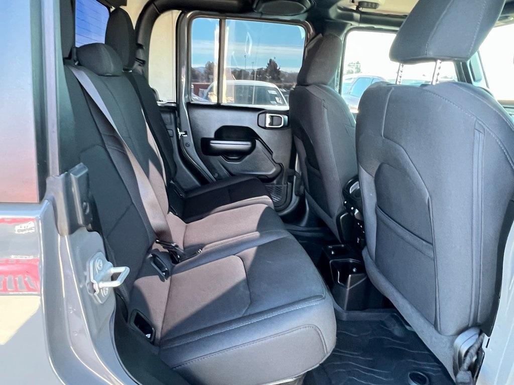 used 2021 Jeep Gladiator car, priced at $36,158