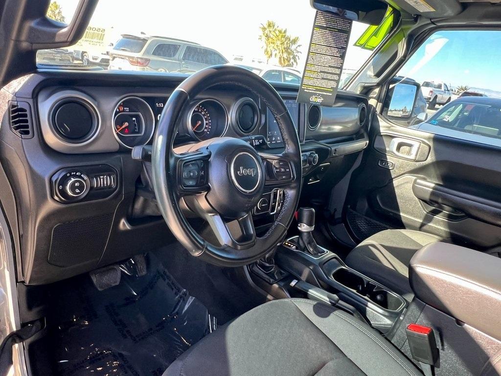 used 2021 Jeep Gladiator car, priced at $36,158