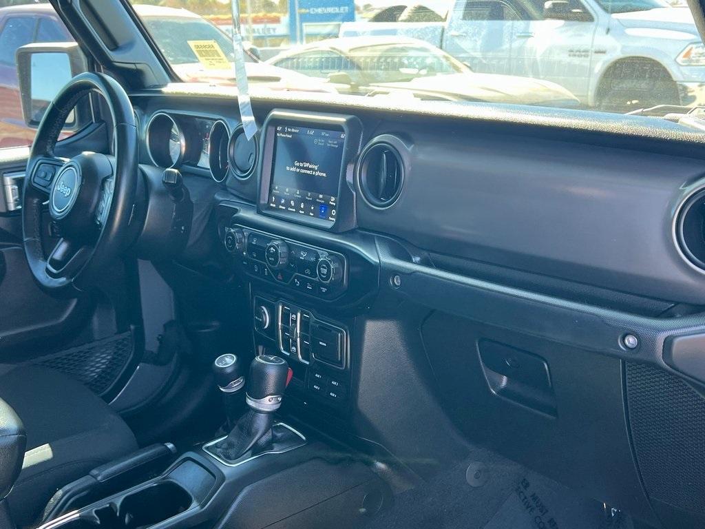 used 2021 Jeep Gladiator car, priced at $36,158