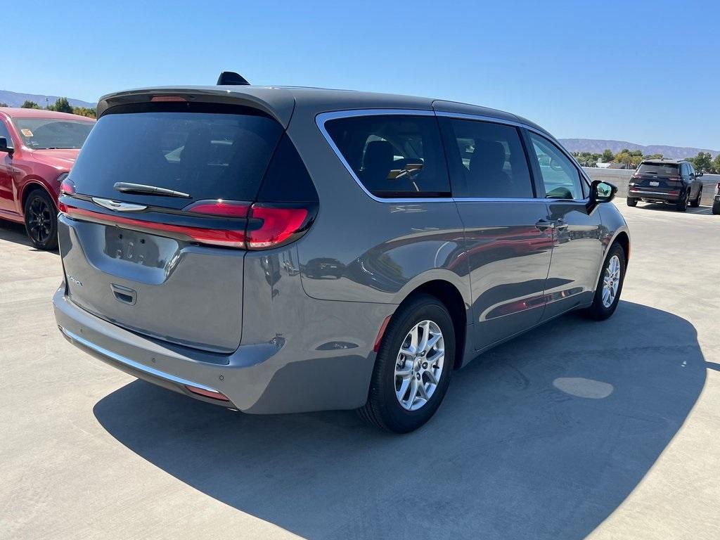 new 2024 Chrysler Pacifica car, priced at $41,140