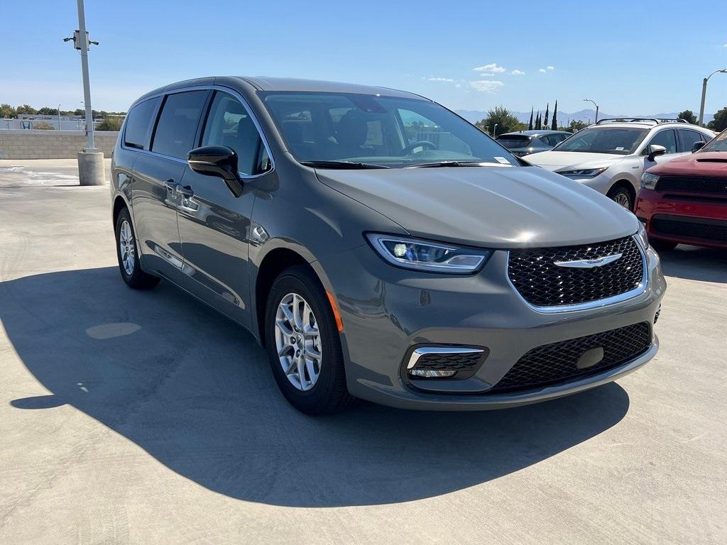 new 2024 Chrysler Pacifica car, priced at $41,140