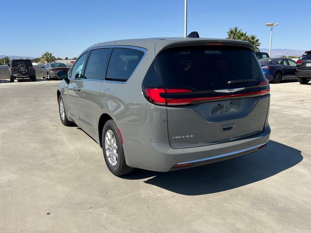 new 2024 Chrysler Pacifica car, priced at $41,140