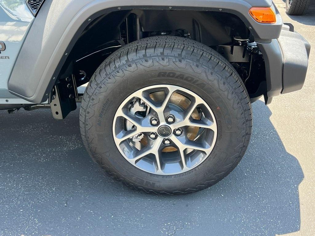 new 2025 Jeep Wrangler car, priced at $47,494
