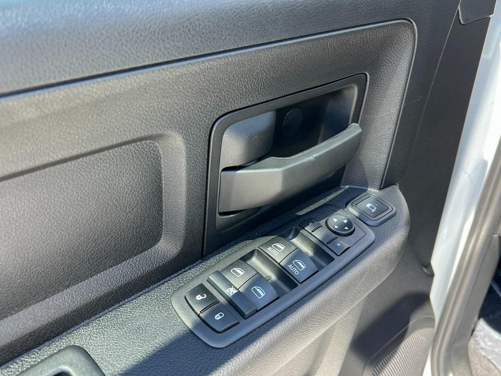 new 2024 Ram 3500 car, priced at $72,300