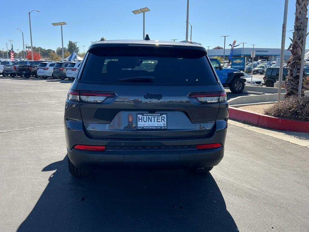 new 2025 Jeep Grand Cherokee L car, priced at $42,925