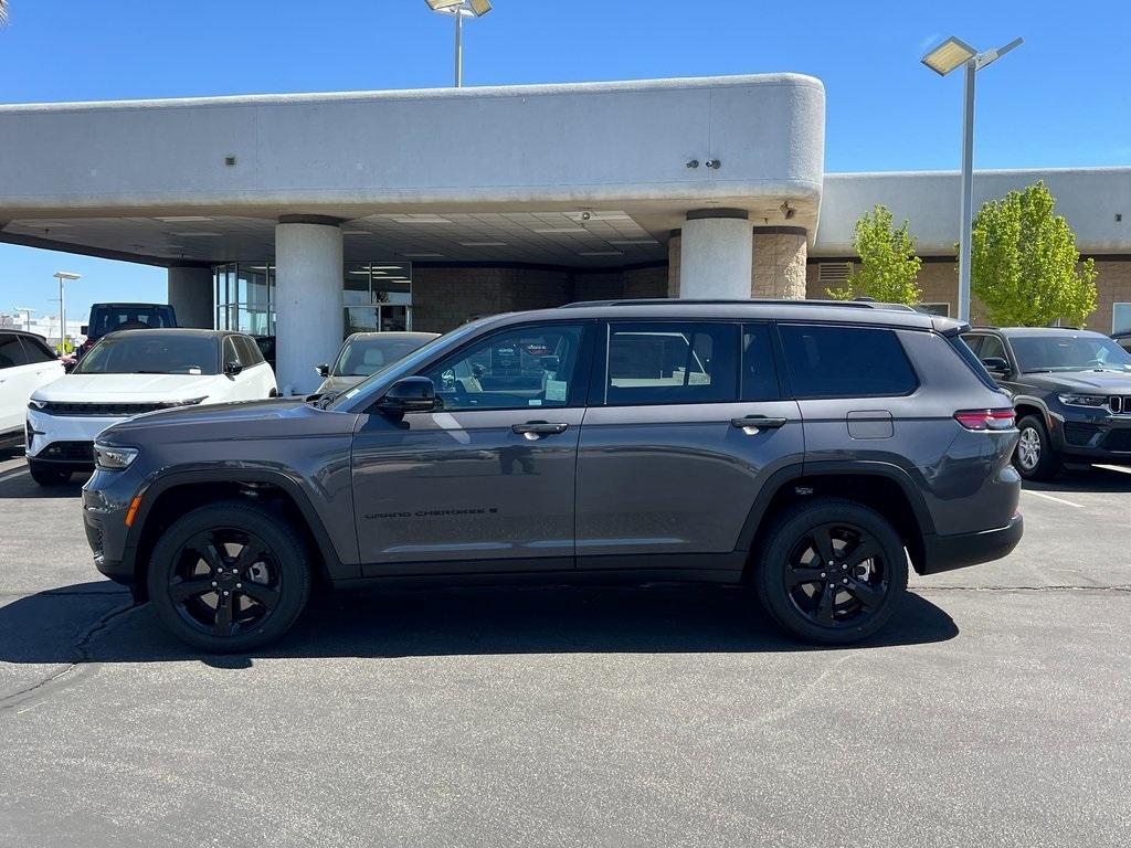 new 2025 Jeep Grand Cherokee L car, priced at $45,175