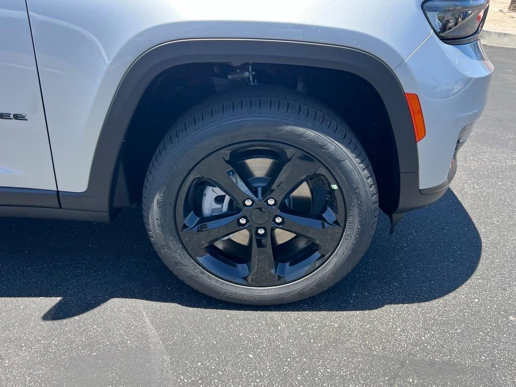 new 2025 Jeep Grand Cherokee L car, priced at $46,467