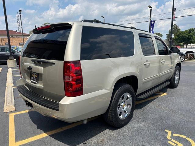 used 2014 Chevrolet Suburban car, priced at $13,232