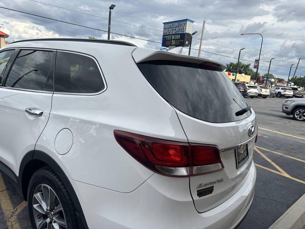 used 2018 Hyundai Santa Fe car, priced at $17,496