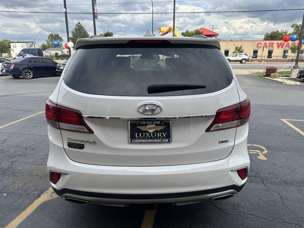 used 2018 Hyundai Santa Fe car, priced at $17,496