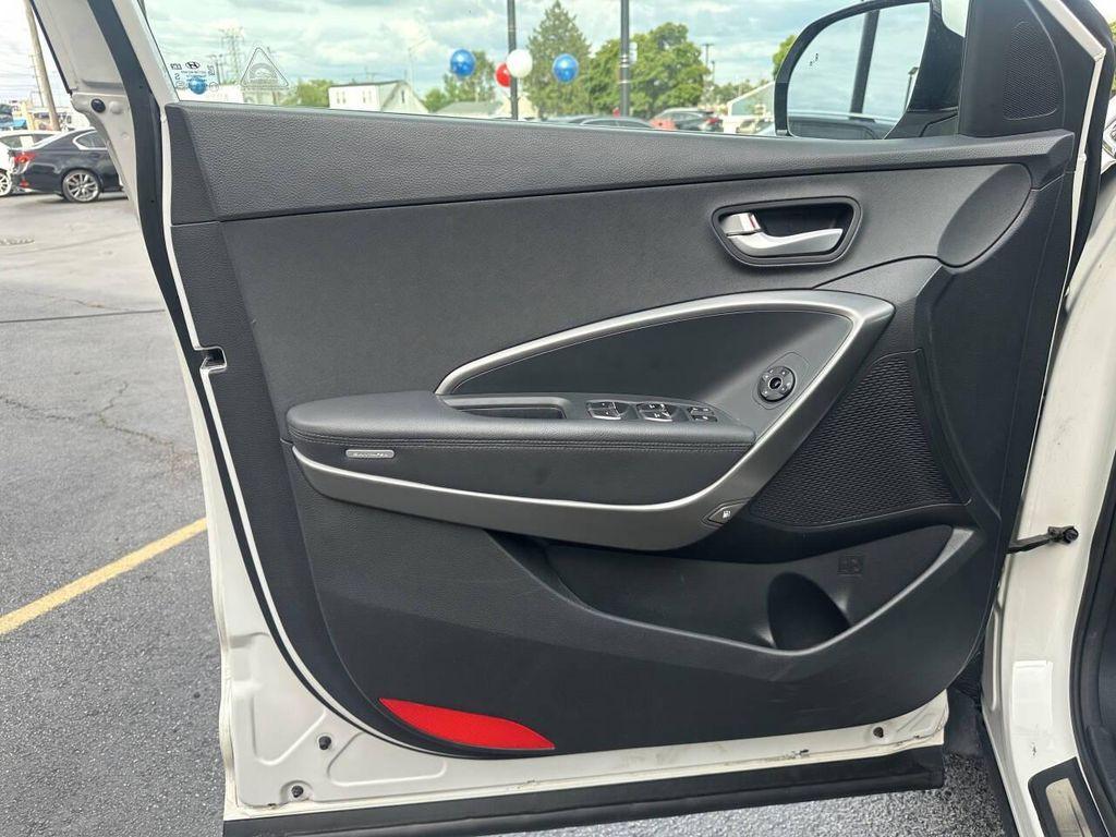 used 2018 Hyundai Santa Fe car, priced at $17,496