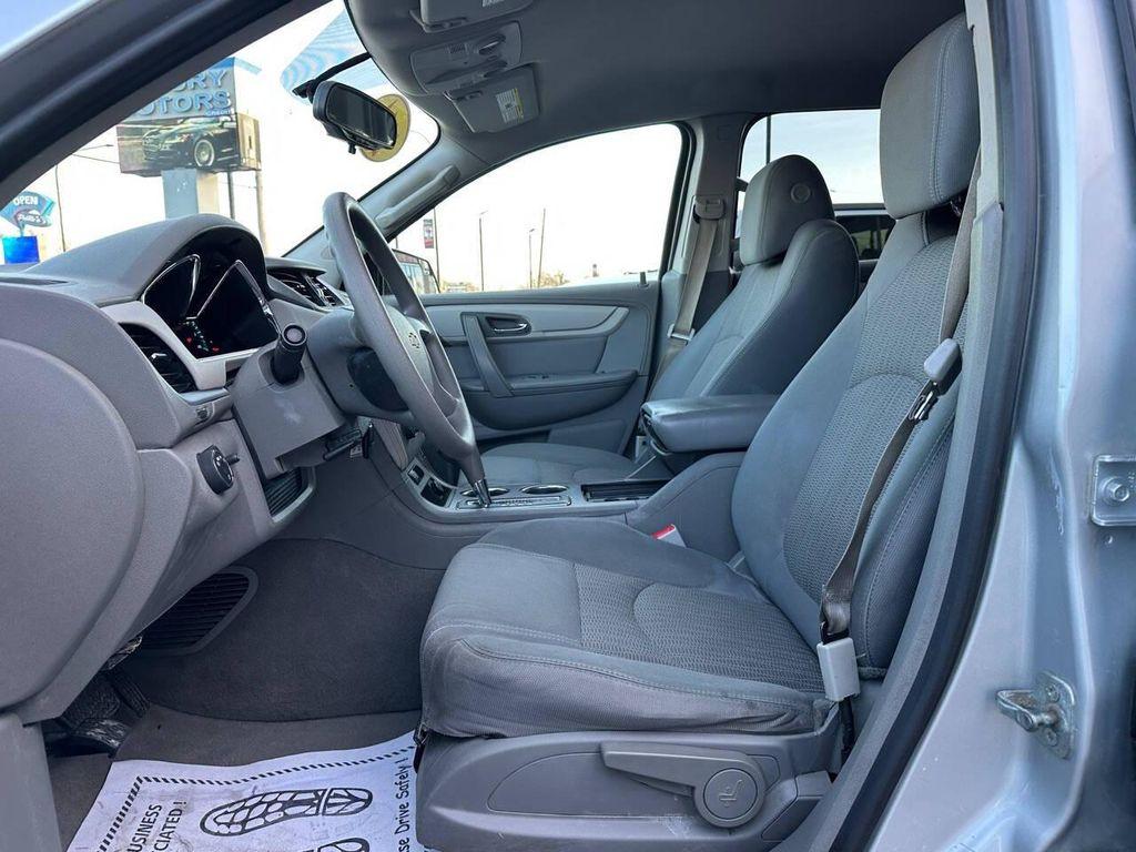 used 2014 Chevrolet Traverse car, priced at $6,952