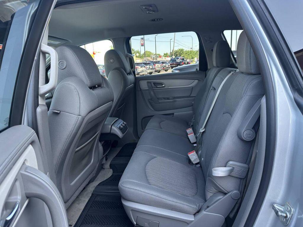 used 2017 Chevrolet Traverse car